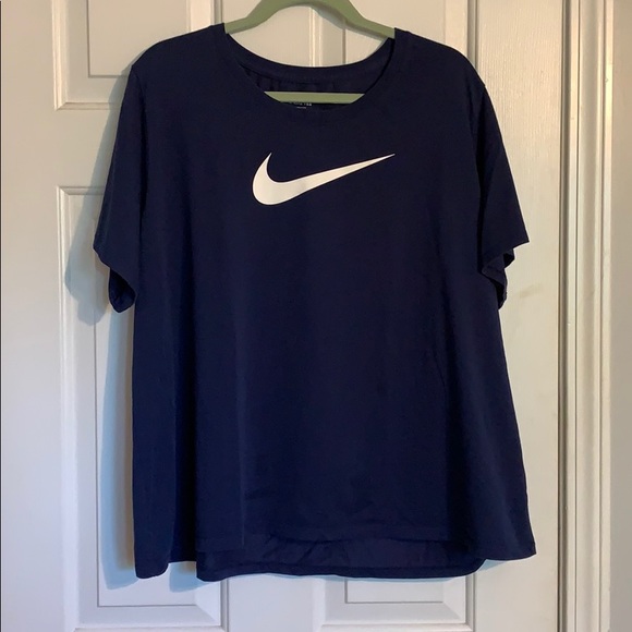 Nike Tops - Nike Tee Nike Tops - Nike Tee